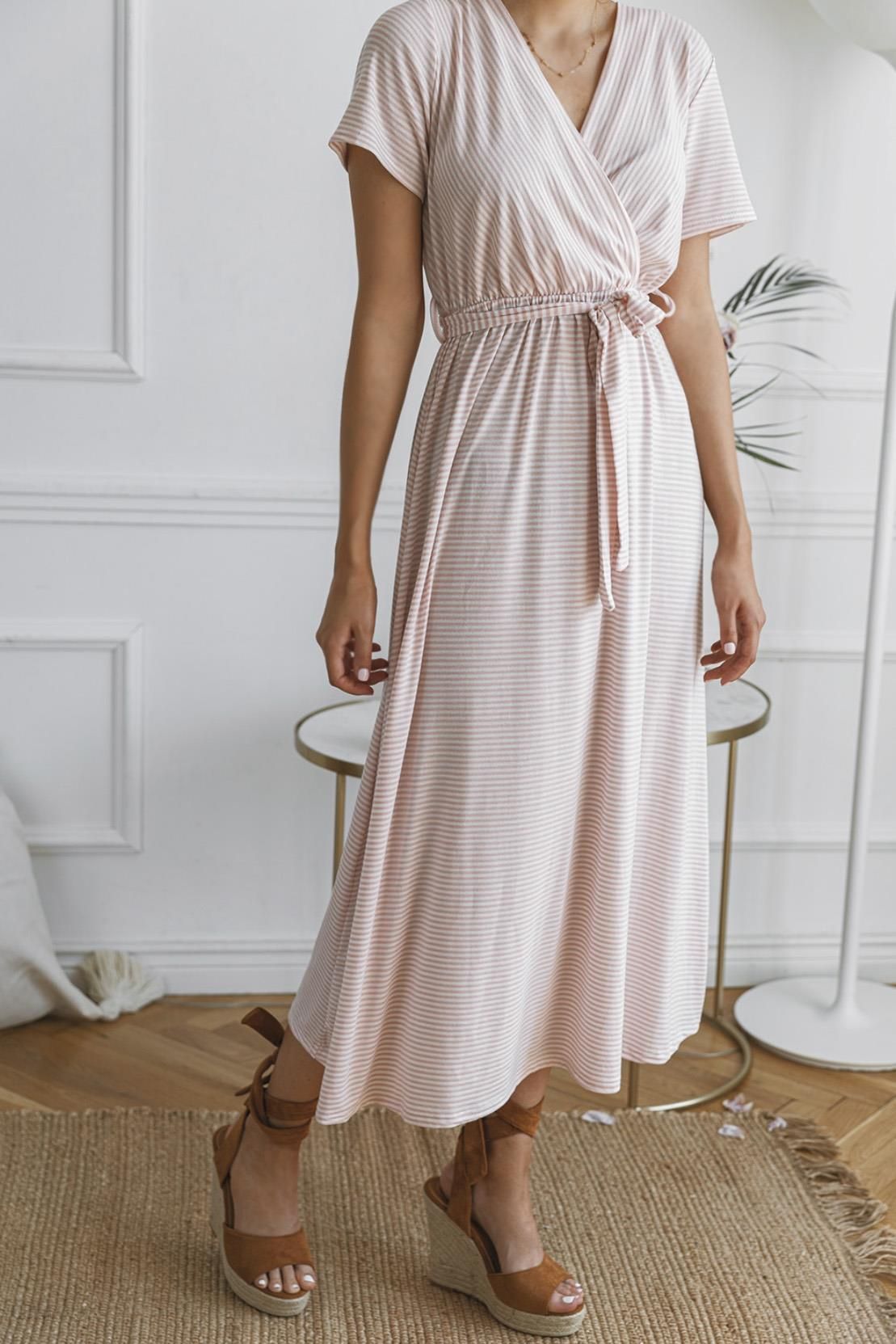Różowo-biała sukienka w paski Ocean Breeze - Ceny i opinie 