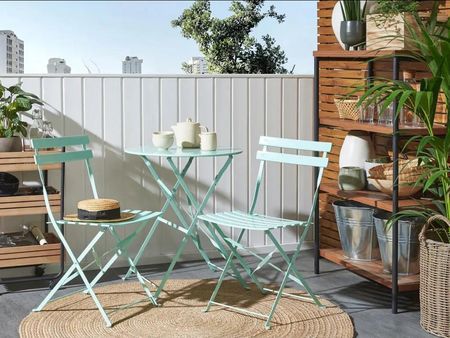Beliani Metalowy zestaw mebli balkonowych 2 krzesła stolik ogród taras miętowy Fiori