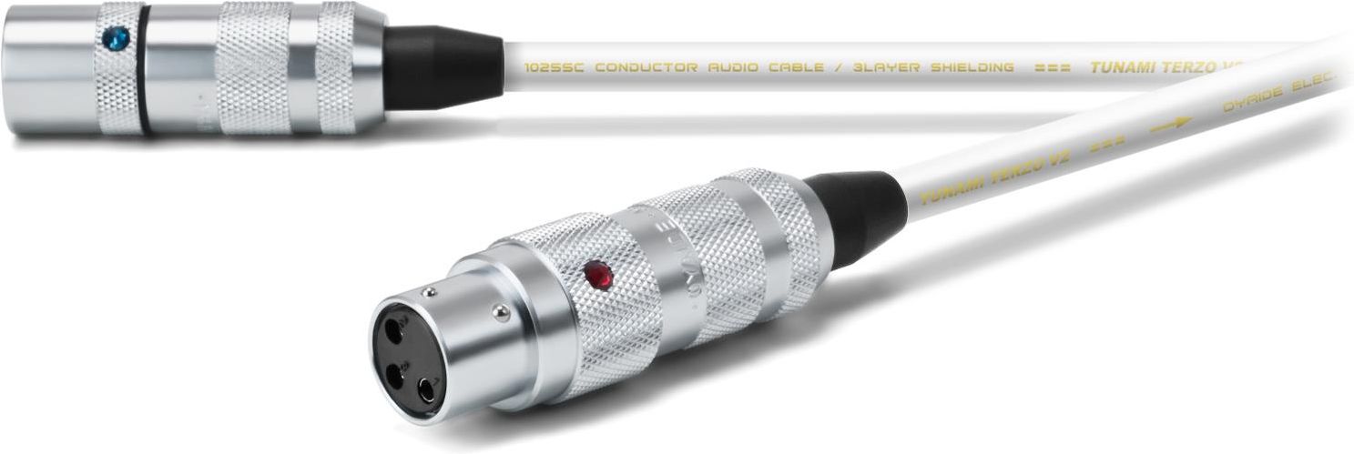 オヤイデ OYAIDE TUNAMI TERZO XX V2 XLR Oyaide TUNAMI TERZO XX V2 0.7m Long XLR Interconnect Cable