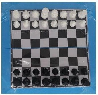 Madej Duże szachy z szachownicą czarno białe 30X30CM