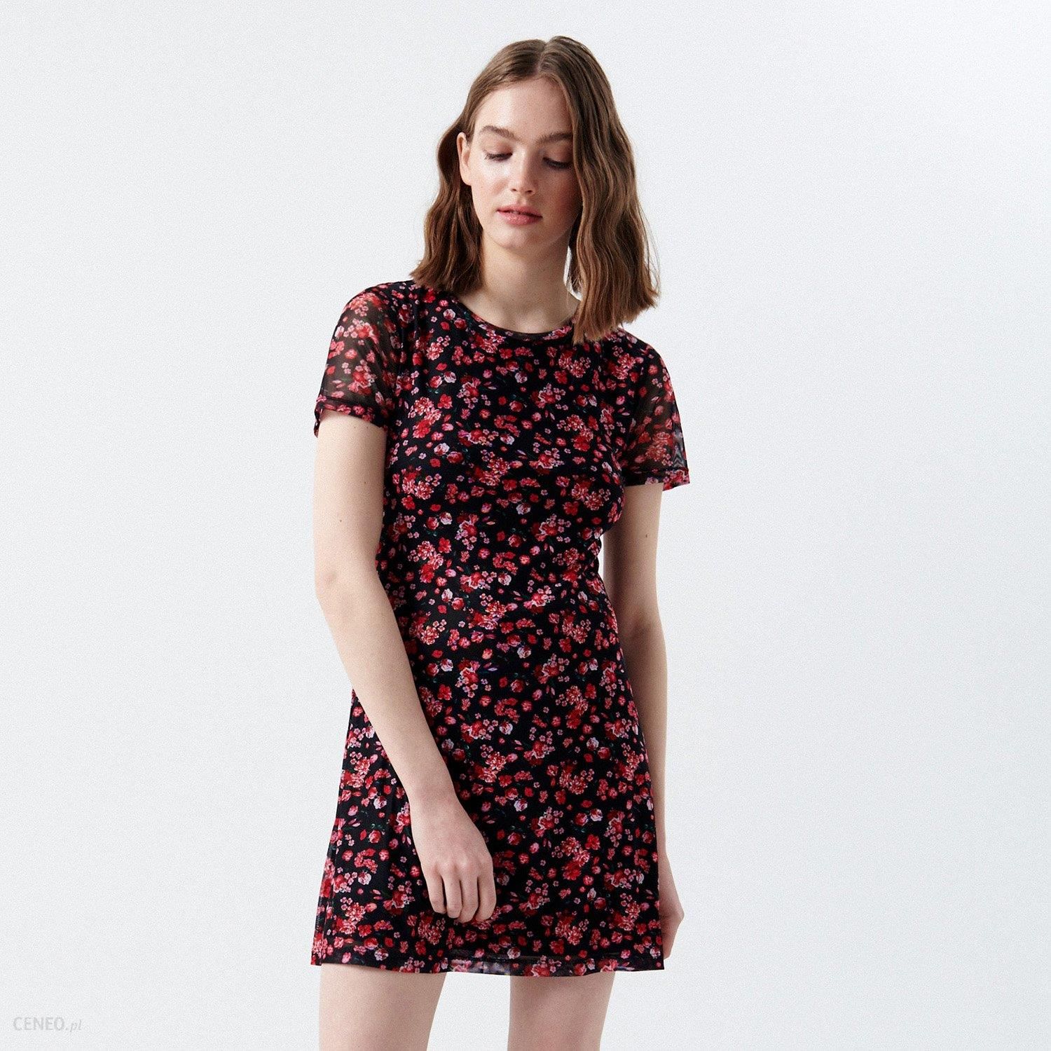 Cropp - Krótka sukienka w kwiaty - Czarny - Ceny i opinie 
