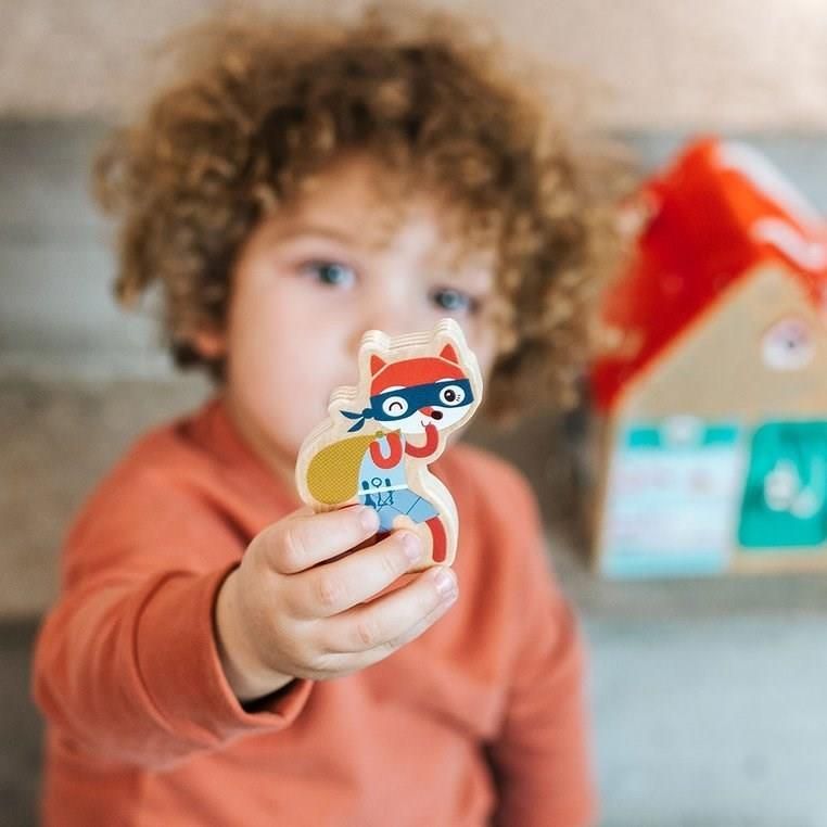 Lilliputiens Drewniany Domek Manipulacyjny Z Zamkami Lisek Włamywacz 83263 - zdjęcie 2 Lilliputiens Drewniany Domek Manipulacyjny Z Zamkami Lisek Włamywacz 83263