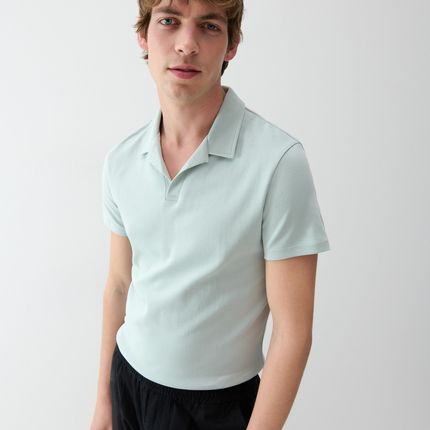 Reserved Polo w minimalistycznym stylu Zielony - Ceny i opinie T-shirty i koszulki męskie NGON