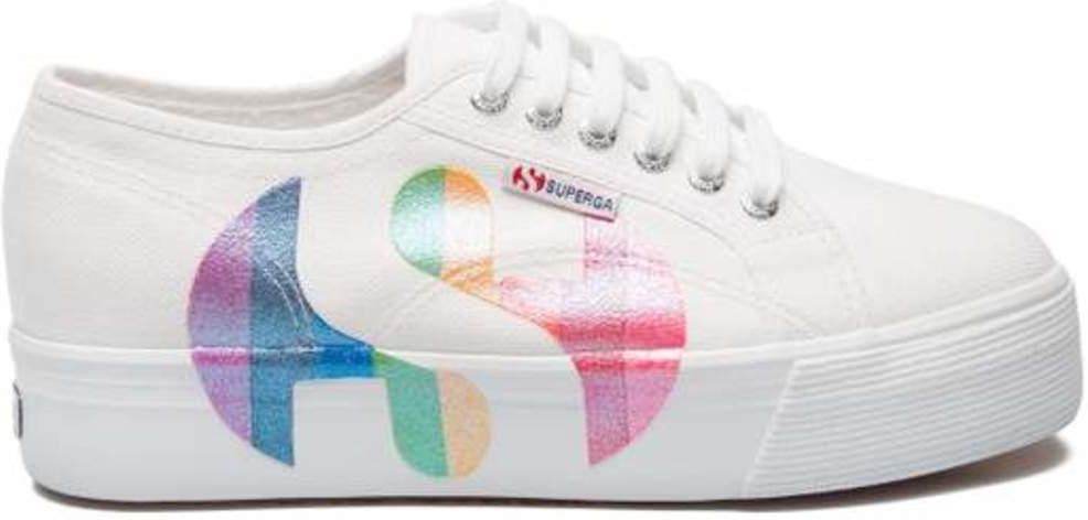 Do superga sneakers top run big