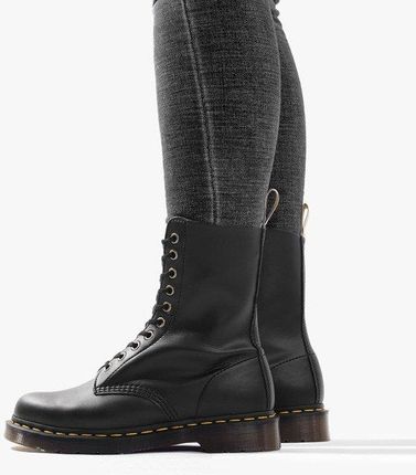 Doc martens vegan clearance 1490