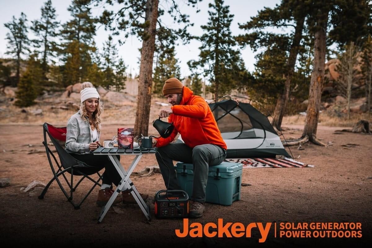Jackery Bank Energii Explorer 240EU Przenośna Stacja Zasilania - zdjęcie 1 Jackery Bank Energii Explorer 240EU Przenośna Stacja Zasilania