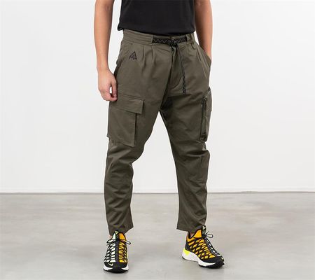 Shops nike pants cargo