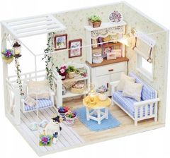 Domek dla lalek drewniany retro model DIY 3013