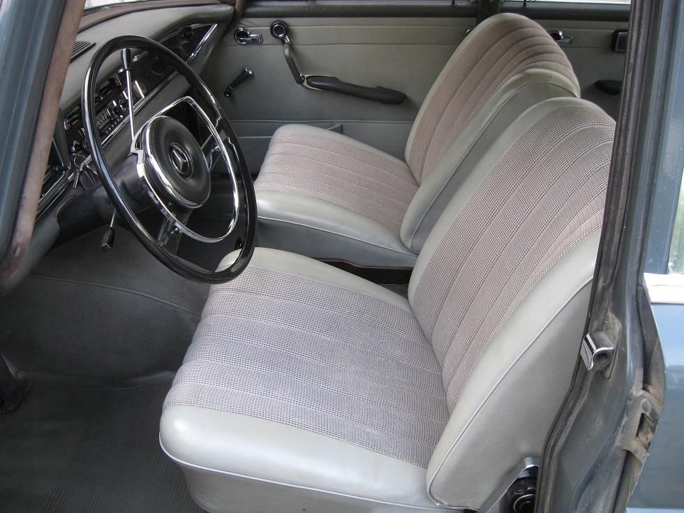 MERCEDES-BENZ W110 200 D , 55 KM - zdjęcie 1 MERCEDES-BENZ W110 200 D , 55 KM