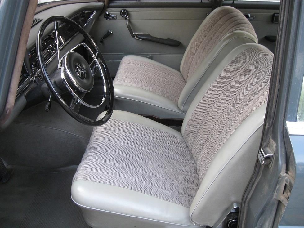 MERCEDES-BENZ W110 200 D , 55 KM