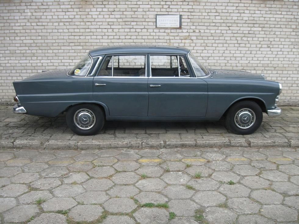 MERCEDES-BENZ W110 200 D , 55 KM - zdjęcie 6 MERCEDES-BENZ W110 200 D , 55 KM