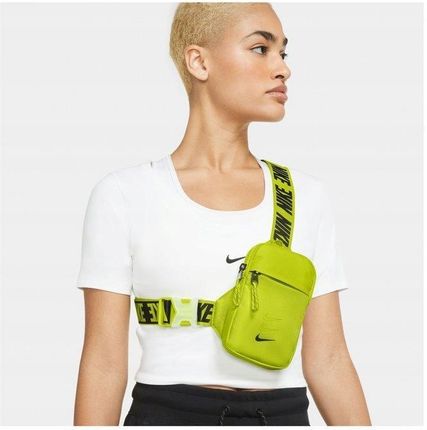 nike advance small hip pack