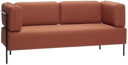 Hubsch Minimalistyczna Ruda Sofa Na Czarnych Metalowych Nóżkach 6488