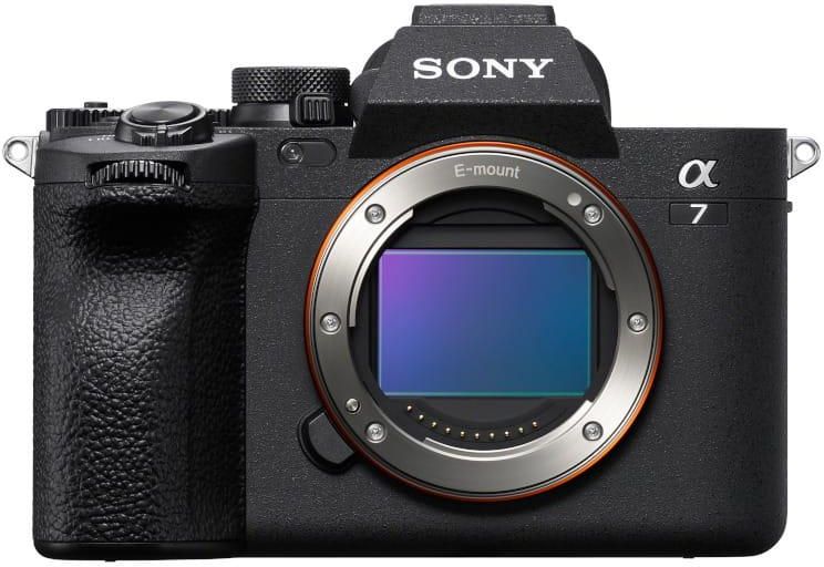 Aparat Sony A7 IV FE 28-70 MM F/3.5-5.6 ILCE7M4K - zdjęcie 1 Aparat Sony A7 IV FE 28-70 MM F/3.5-5.6 ILCE7M4K