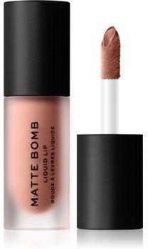 Makeup Revolution Matte Bomb matowa szminka odcień Delicate Brown 4,6 ml