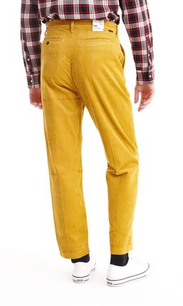 LEE RELAXED CHINO NUGGET GOLD L73NDC99