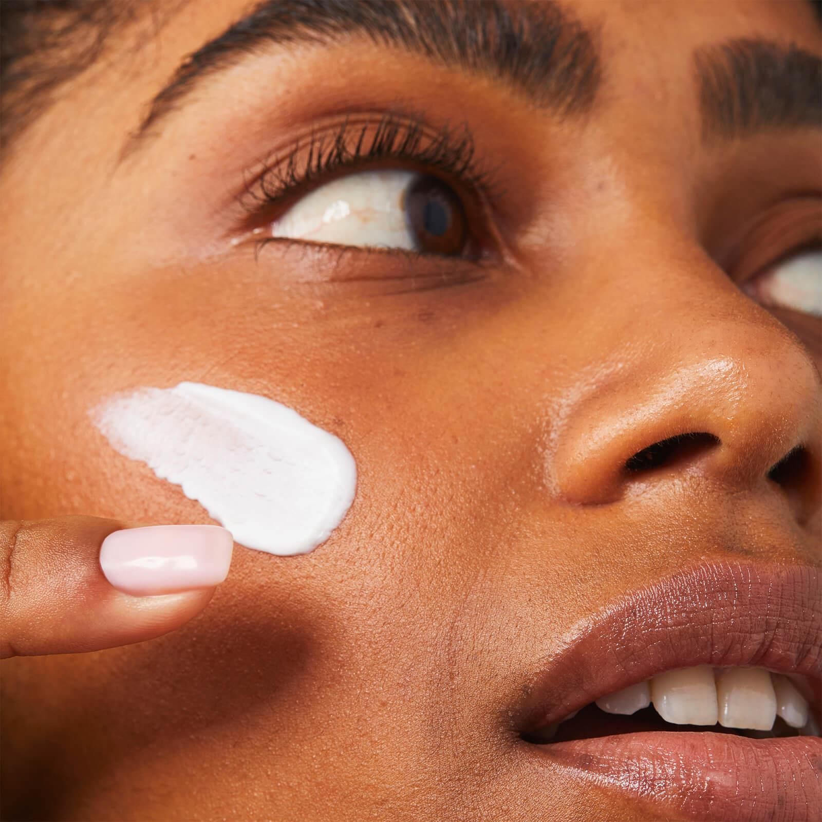 Krem FIRST AID BEAUTY Ultra Repair Cream Intensywnie nawilżający na