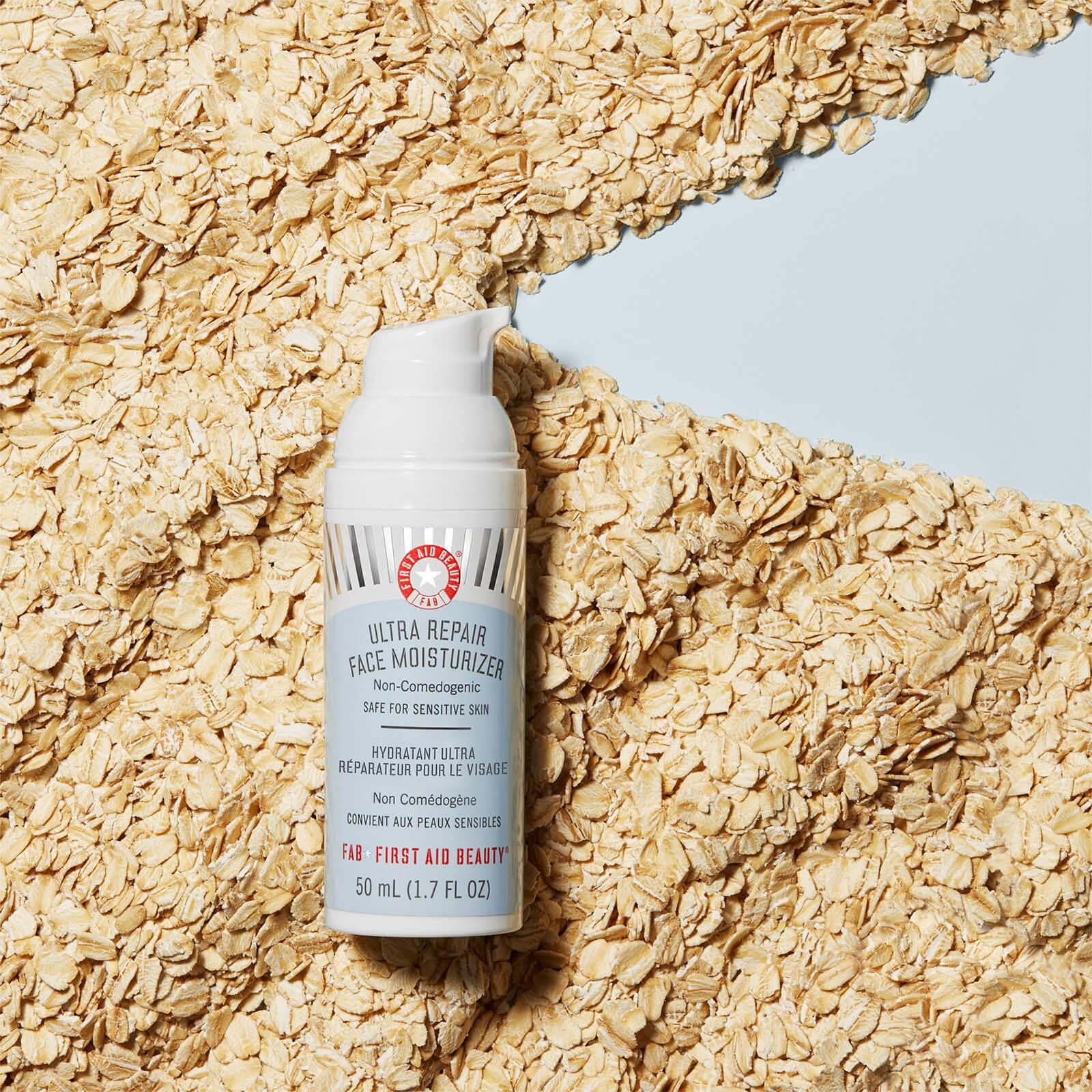 Krem do twarzy First Aid Beauty Ultra Repair Face Moisturizer