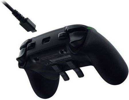値下げ　不可　Razer レイザー RZ06-04710100-R3A1 RZ06-04710100-R3A1 ゲームパッド Wolverine V2 ProPS5対応