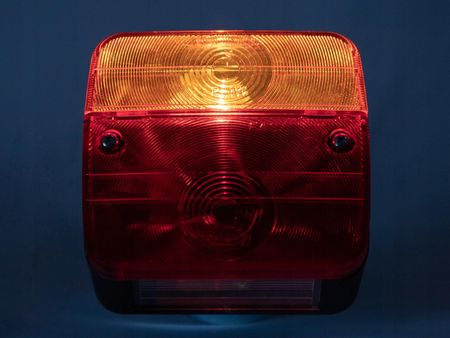 Zestaw Lamp Do Przyczepy Światła Tylne Trójkąt 23 218# - zdjęcie 4