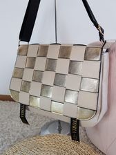 torebka półokrągła na szerokim pasku