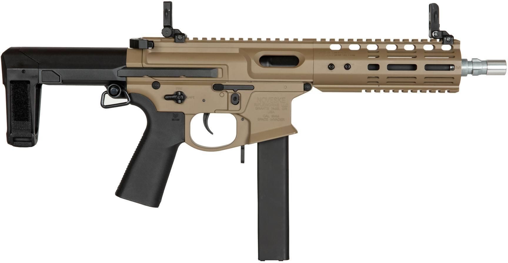 Emg Replika Karabinka Noveske Space Invader 9Mm Pcc Tan - zdjęcie 1 Emg Replika Karabinka Noveske Space Invader 9Mm Pcc Tan