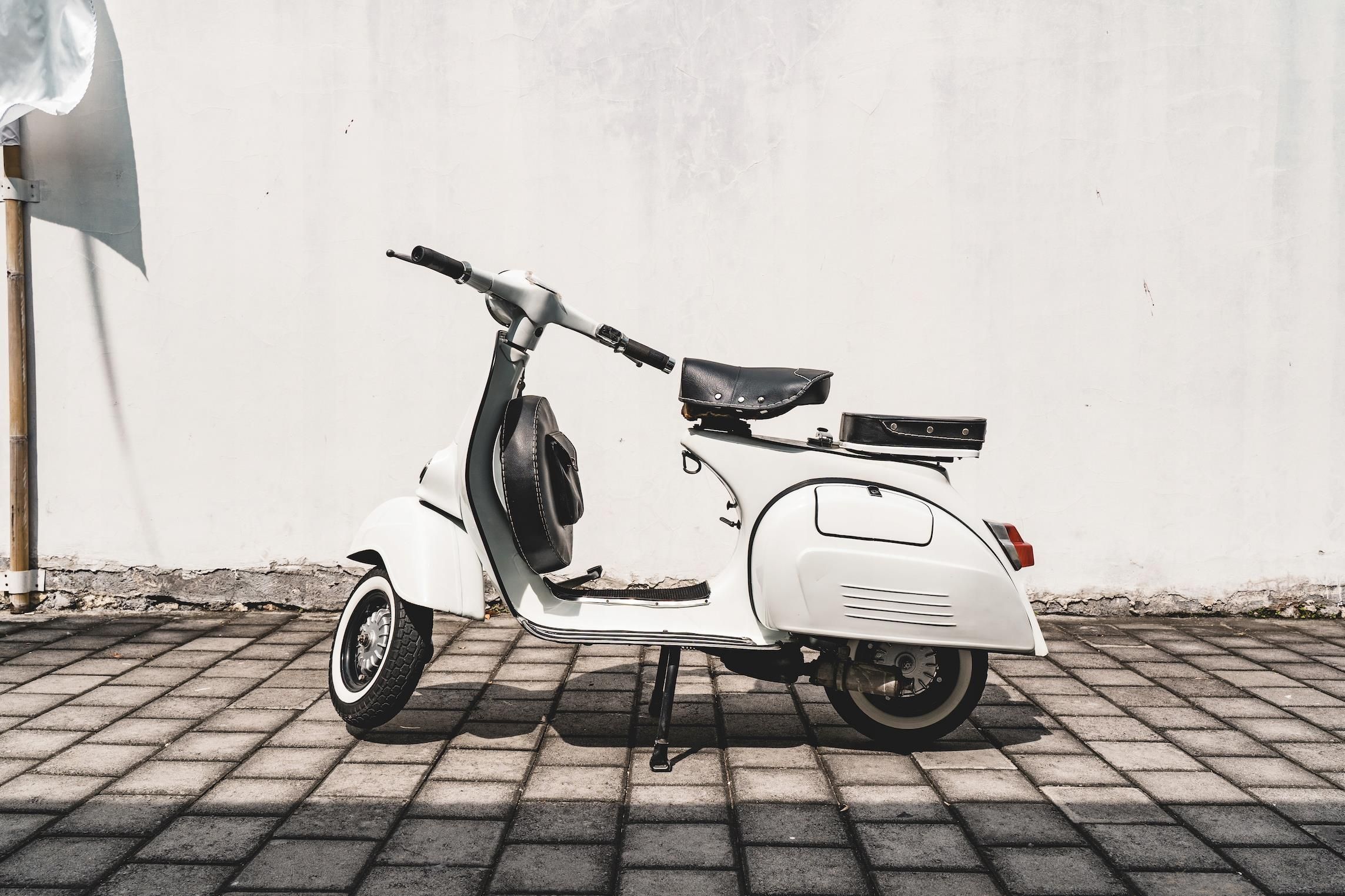 Skuter Piaggio Vespa Super Scooter 1970 ZABYTEK - Opinie i ceny na