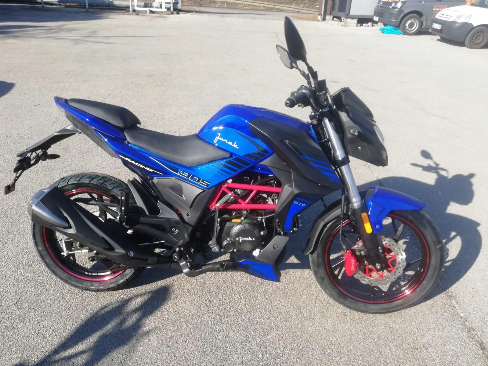 Motorower Junak 905 Naked 49cc Dulowa - zdjęcie 1 Motorower Junak 905 Naked 49cc Dulowa