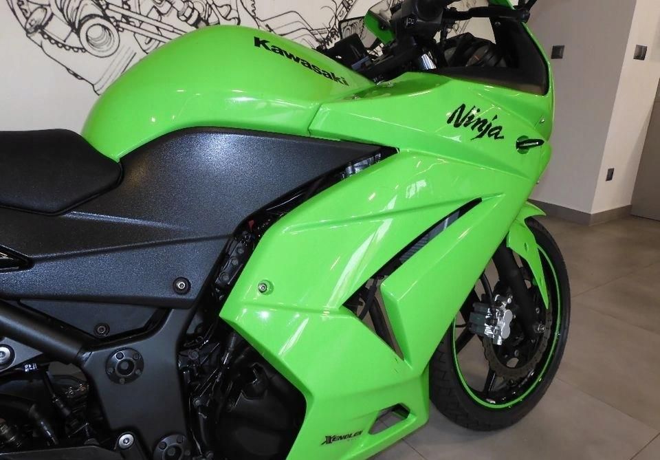 Kawasaki Ninja 250R 0.3 Benzyna 33KM