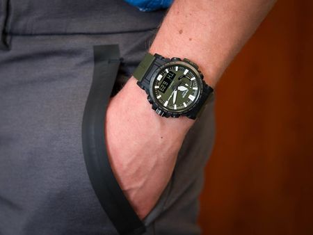 Casio Orologio Multifunzione Uomo Pro-Trek PRW-61Y-3ER - Sensori, Energia Solare, Resina, Colore Verde