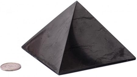 Szungitelite Piramida Polerowana 9cm