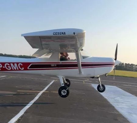 Pierwszy Kurs Pilotażu Wstępne Szkolenie Praktyczne Do Licencji Pilota Samolotowego Rekreacyjnego Lapl(A) Helenair Kamień Śląski K/Opola