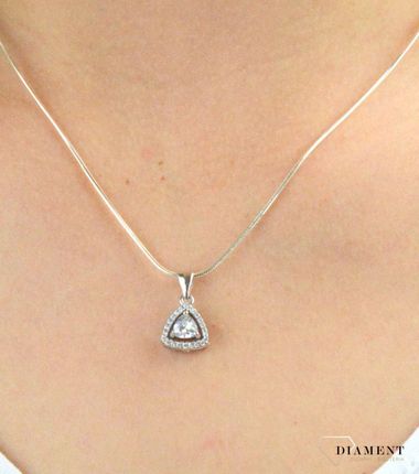 Diament Zawieszka srebrna trójkąt z cyrkoniami (DIAZAW6109925)
