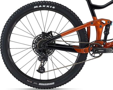 ROIstyle 332racingteam＆GIANT xcx RS-2 rower-giant-stance-2