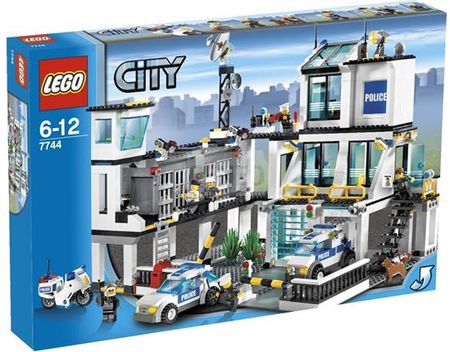 Lego 7744 Posterunek Policji