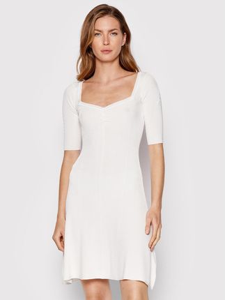 Guess Sukienka codzienna W2YK53 Z30K0 Biały Flare Fit