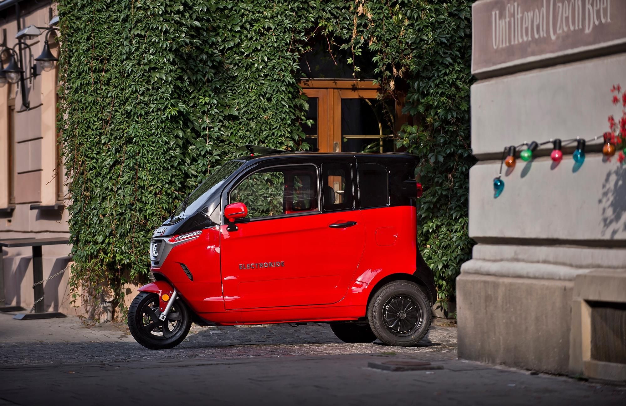 zabudowany pojazd elektryczny PIXI, czerwony - zdjęcie 2 zabudowany pojazd elektryczny PIXI, czerwony