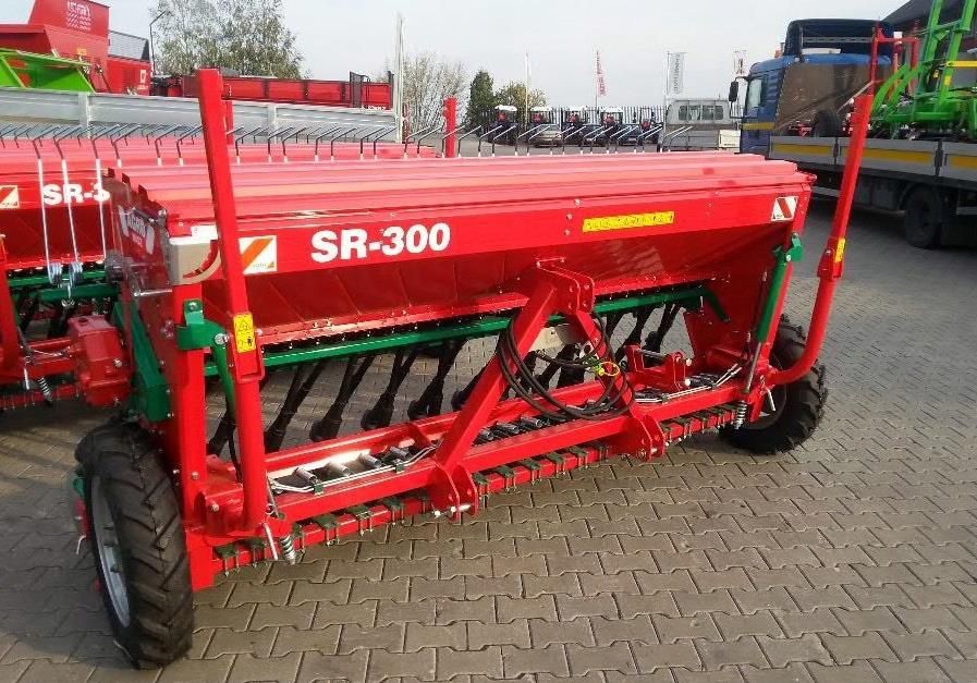 Siewnik zbożowy 2,5m 2,7m 3m SR300 SN300 Agro-Masz