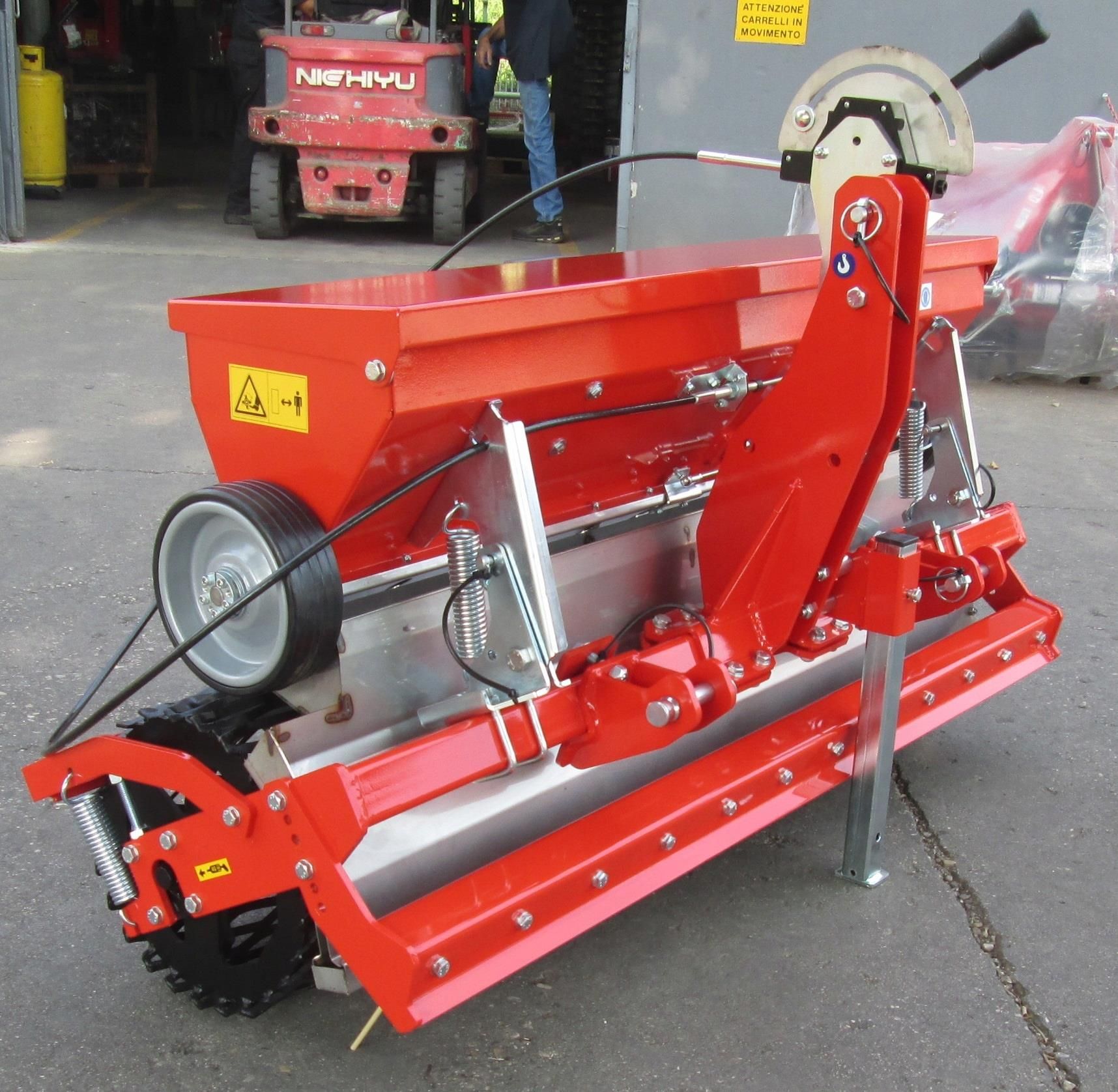 Siewnik do trawy 150cm KUBOTA, ISEKI, YANMAR, - zdjęcie 1 Siewnik do trawy 150cm KUBOTA, ISEKI, YANMAR,
