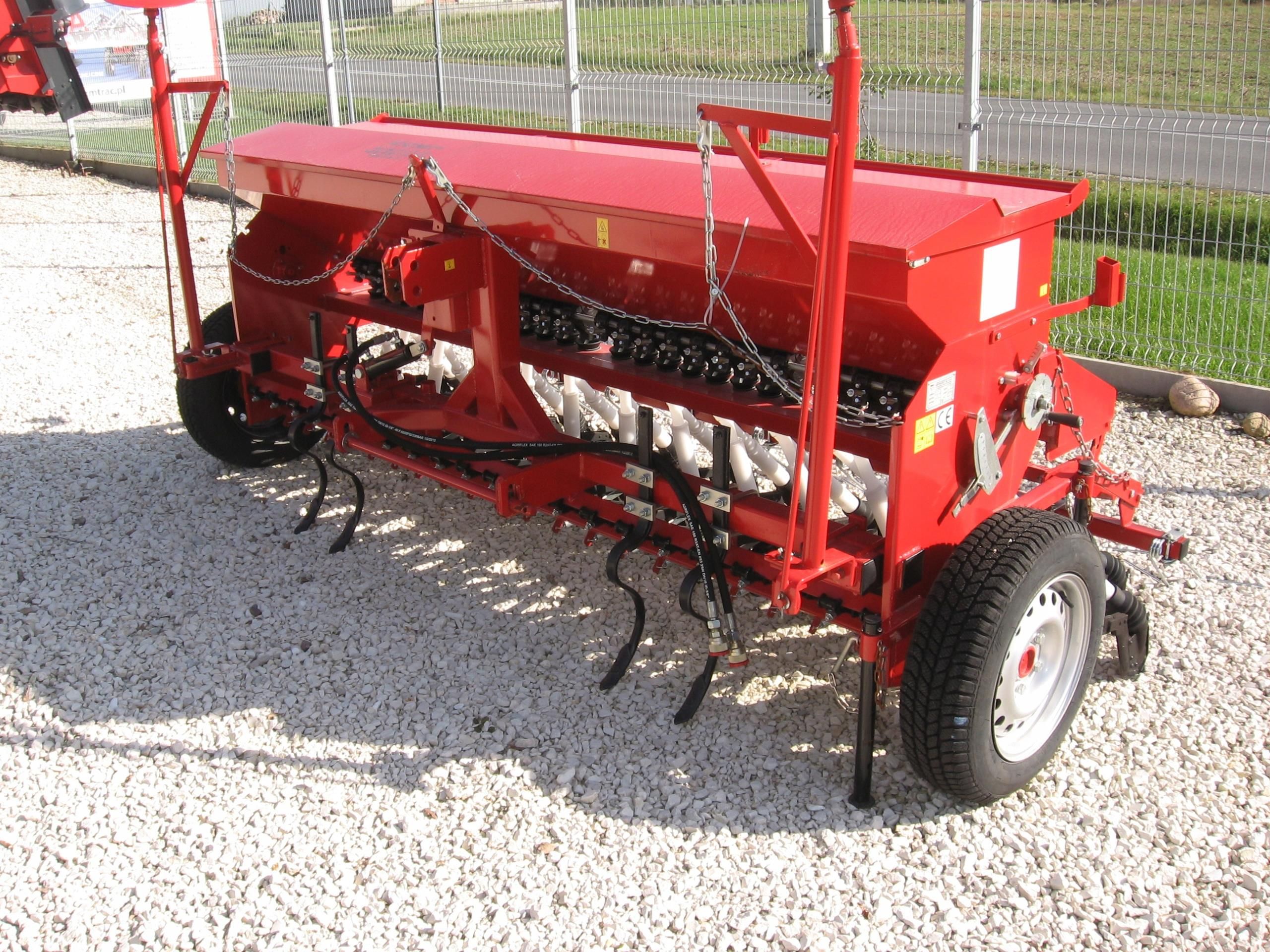 Siewnik Zbożowy Mechaniczny Rzędowy MEPROZET S107 - zdjęcie 7 Siewnik Zbożowy Mechaniczny Rzędowy MEPROZET S107