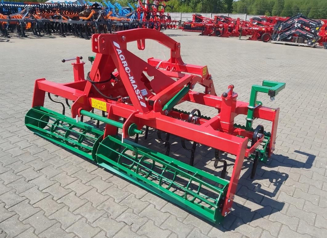 Siewnik Zbożowy 2,5m 2,7m 3m SR300 SN300 AGRO-MASZ - zdjęcie 3 Siewnik Zbożowy 2,5m 2,7m 3m SR300 SN300 AGRO-MASZ