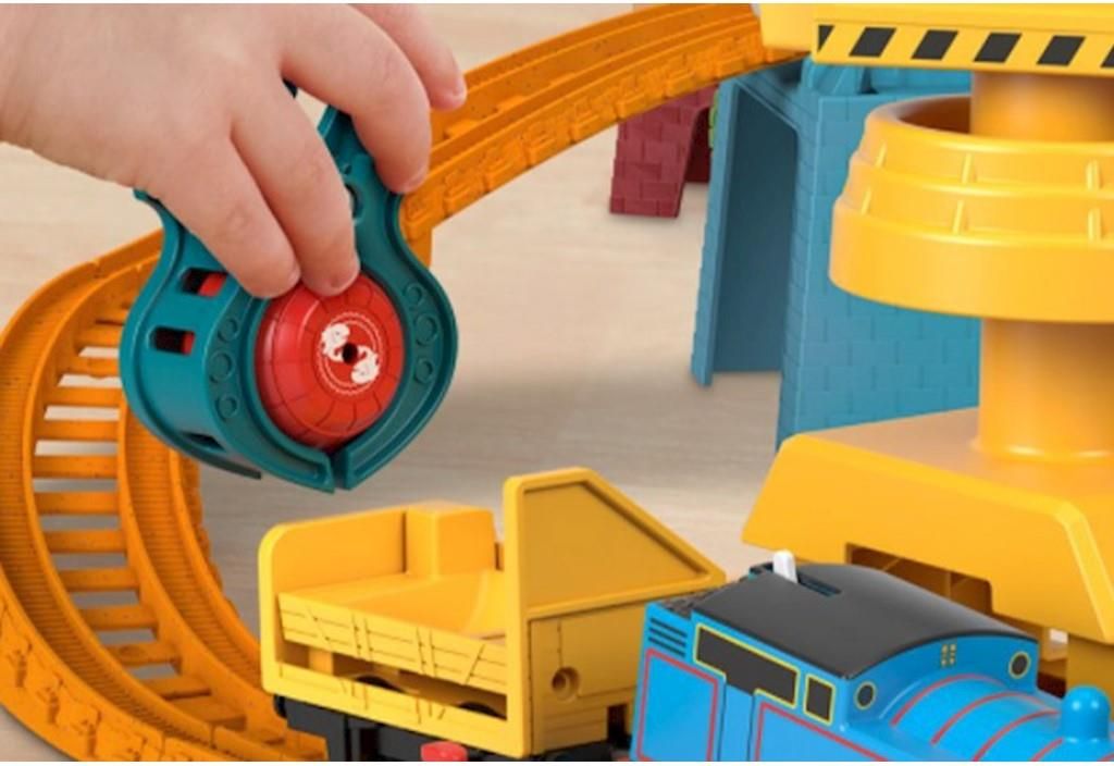 Fisher-Price Tomek i Przyjaciele Motorized Zestaw wyspie Sodor GXV15 - zdjęcie 4 Fisher-Price Tomek i Przyjaciele Motorized Zestaw wyspie Sodor GXV15