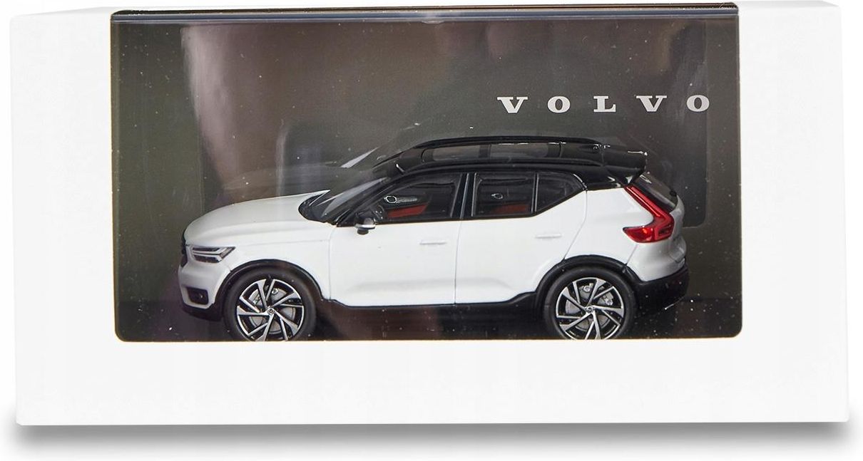 1/43 VOLVO特注 1/43 VOLVO XC40 クリスタルホワイト 1/43 VOLVO特注 1/43 VOLVO XC40 クリスタルホワイト 1/43 VOLVO