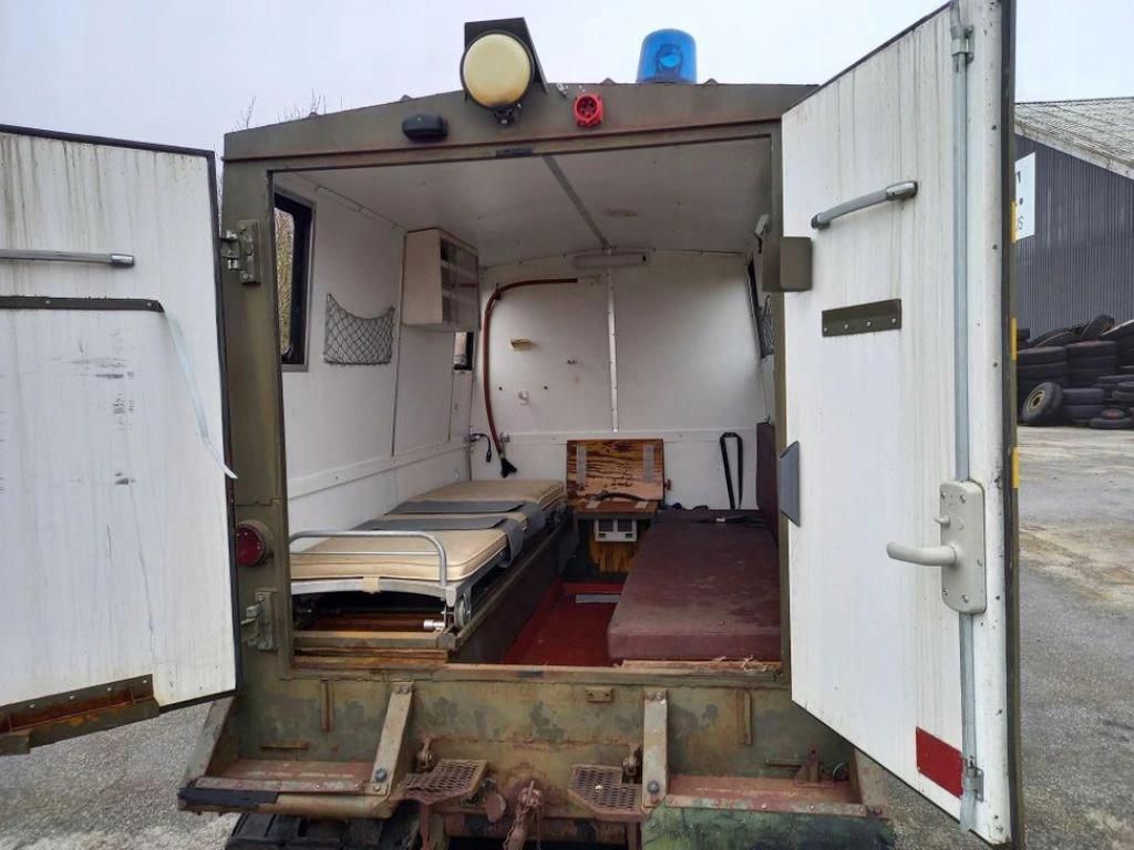 AMFIBIA pojazd gąsienicowy Volvo BV 202 Hägglunds - zdjęcie 4 AMFIBIA pojazd gąsienicowy Volvo BV 202 Hägglunds