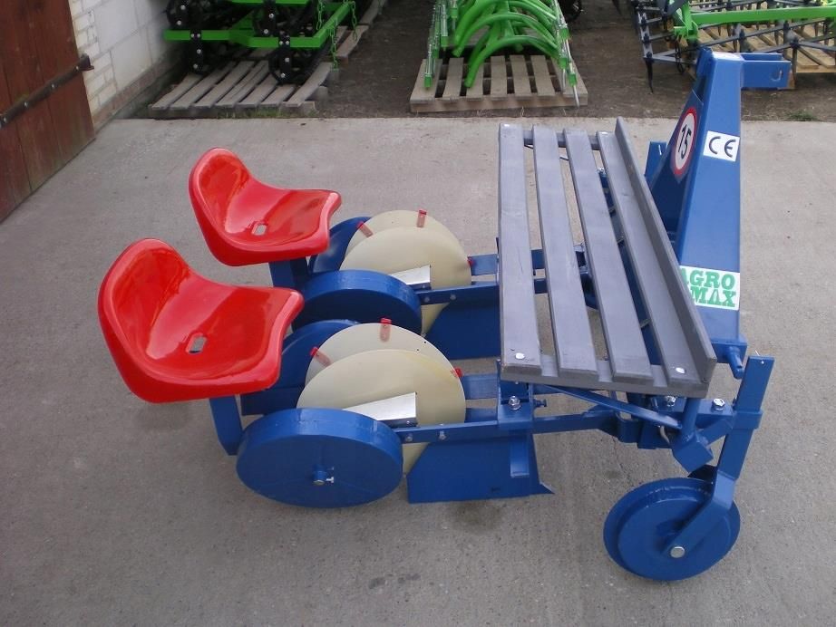 Sadzarka talerzowa 2 rzędowa, AGROMAX NOWA - zdjęcie 1 Sadzarka talerzowa 2 rzędowa, AGROMAX NOWA