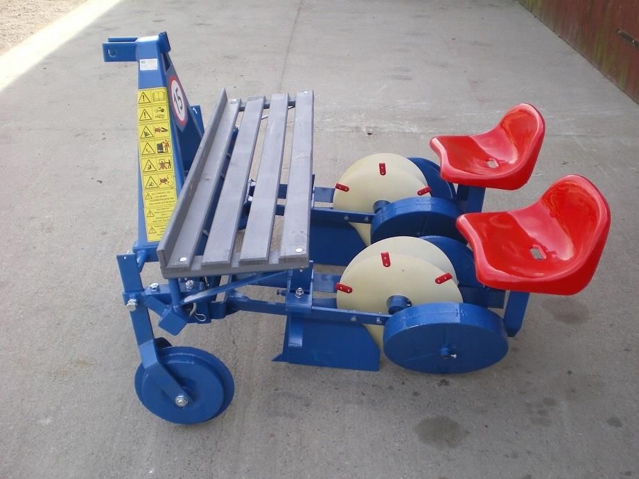 Sadzarka talerzowa 2 rzędowa, AGROMAX NOWA - zdjęcie 3 Sadzarka talerzowa 2 rzędowa, AGROMAX NOWA