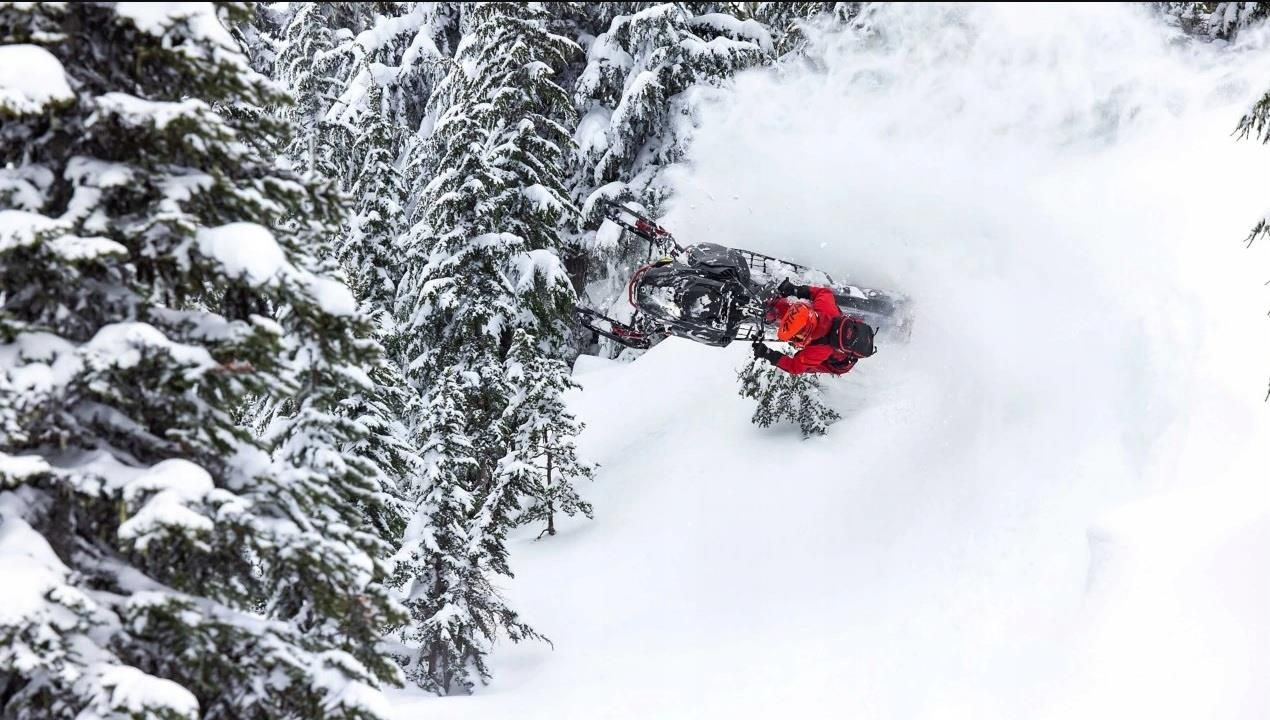 SKI DOO Freeride 154 850 TURBO R SHOT Model 2023 - zdjęcie 4 SKI DOO Freeride 154 850 TURBO R SHOT Model 2023