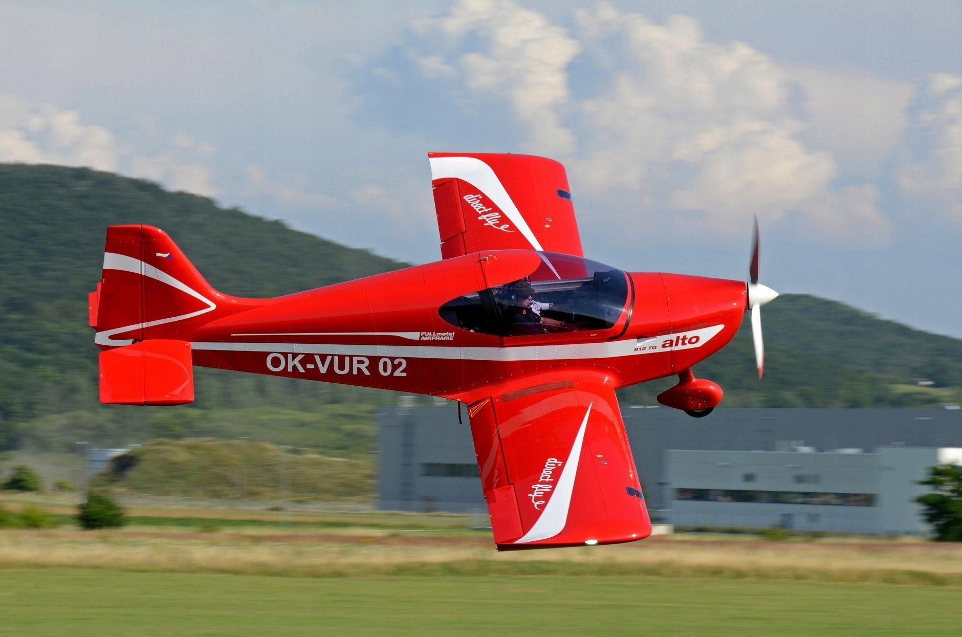 samolot ultralekki ALTO 912 Rotax 100 HP - NOWY - zdjęcie 4 samolot ultralekki ALTO 912 Rotax 100 HP - NOWY