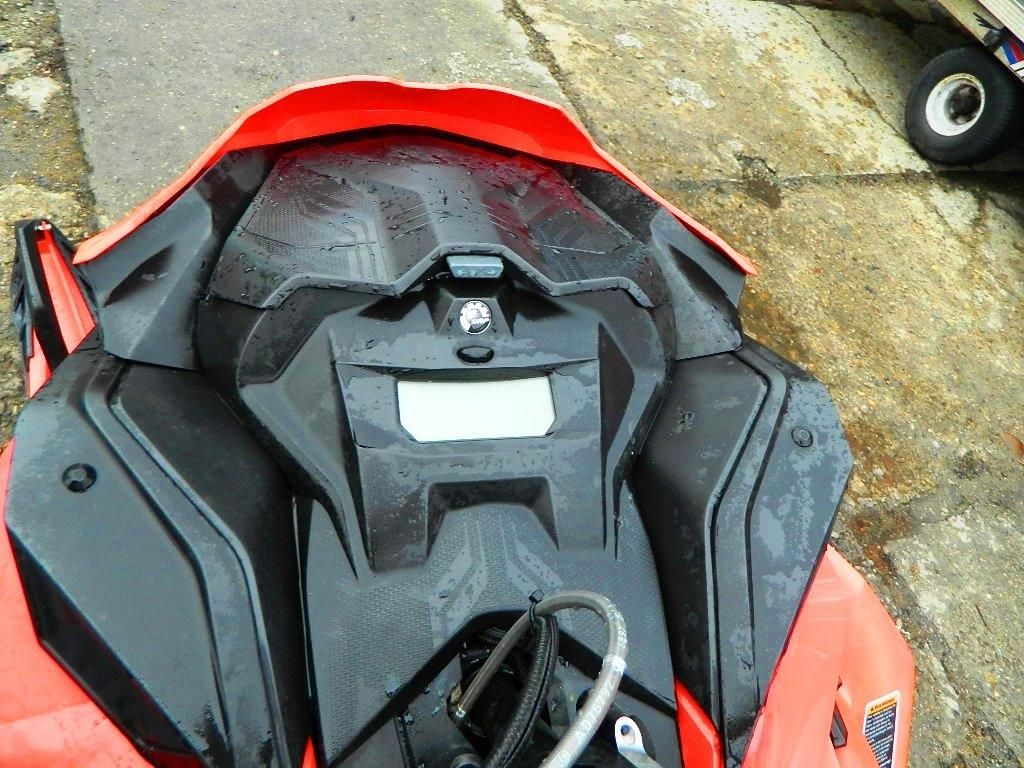 SKI DOO SUMMIT X 175 850 E-TEC SHOT (m.2019) - zdjęcie 8 SKI DOO SUMMIT X 175 850 E-TEC SHOT (m.2019)