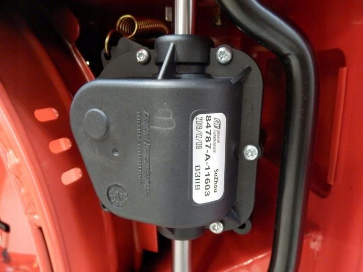 фото Газонокосарка бензинова World GRL 530S HW